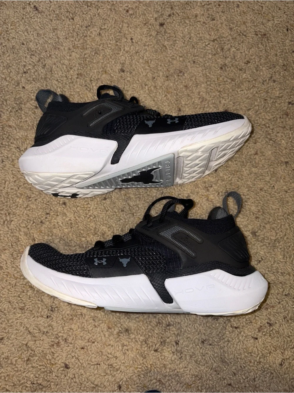 Under Armour breathable black